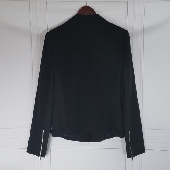 Sold - Picture 5 of 9